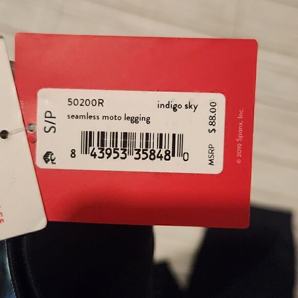 Spanx Look At Me Know Seamless Moto Leggings Indigo Sky Size Small - Picture 9 of 11